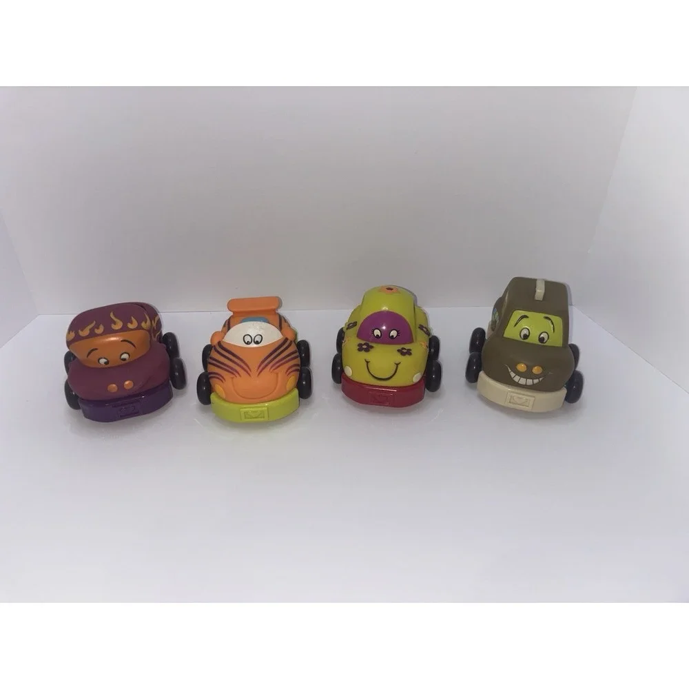 NEW B. Toys Wheeee-ls! PULL BACK TOY CARS 4Pc SET Soft‎ Plastic Chunky Vehicles